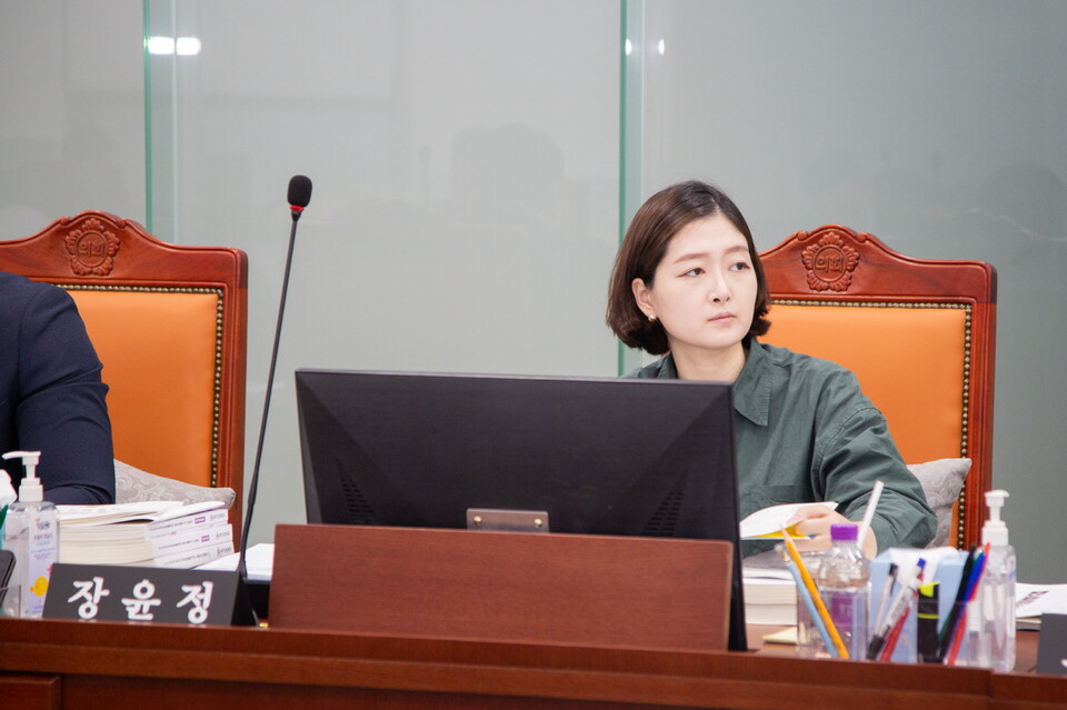 경기도의회 교육기획위원회 장윤정 의원(더불어민주당, 안산 3)